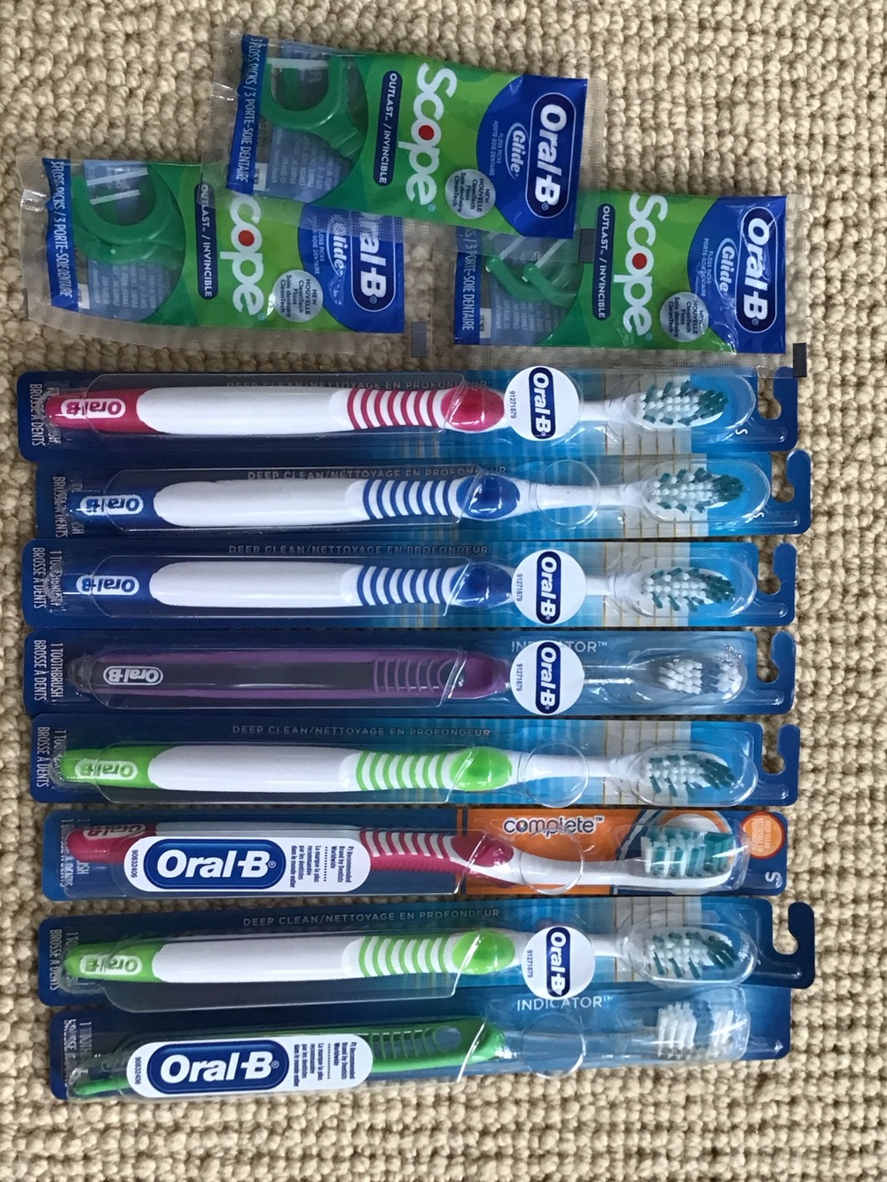 Brand new Oral-B Assorted Color Manual Toothbrushes - & picks